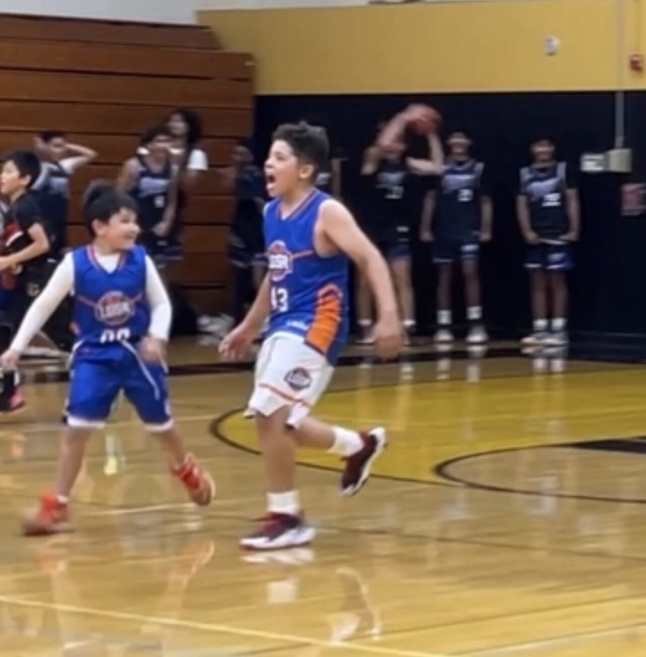 kids playing basketball