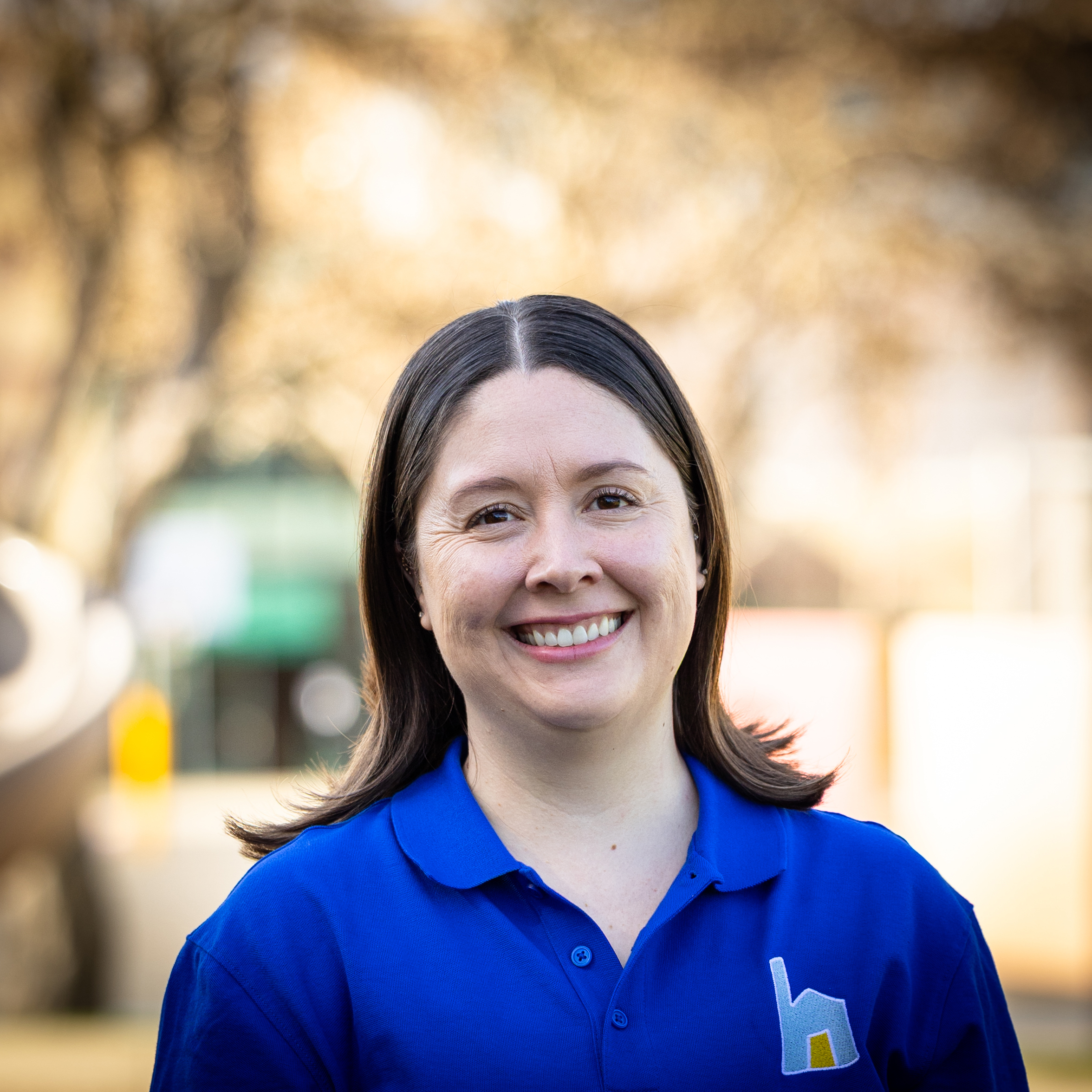 Maribel, the clubhouse site supervisor, headshot